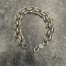 Bransoletka z podwójnym pierścieniem B marki Chrome Hearts