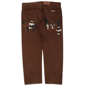 Jeansy Chrome Hearts Levi’s z wieloma naszywkami w kształcie krzyża