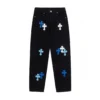 Jeansy Chrome Hearts z niebiesko-białą Cross Patch w kształcie krzyża